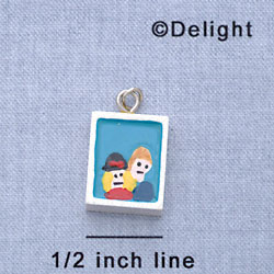 7209 - Portrait - Resin Charm