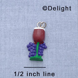 7675 - Wine Glass - Red Grapes - Resin Charm