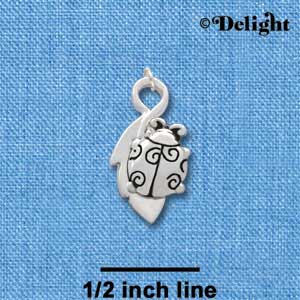 C2902+ - Antiqued Ladybug on Leaf Charm - 3-D Silver Charm